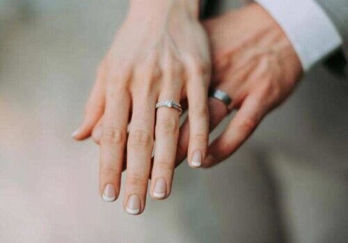 福州婚外情调查：离婚证要怎么办理